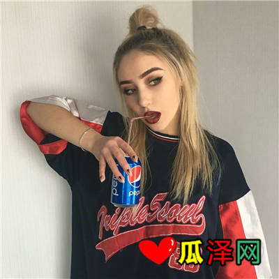 ժ